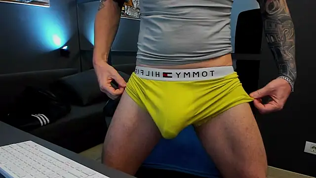 AronGrant online show from February 7, 2026, 10:45 am