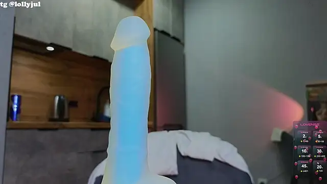 doll lol  online show from March 17, 2025, 11:13 pm