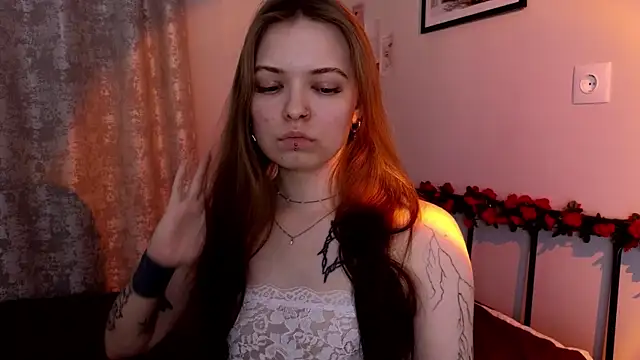 doll lol  online show from March 31, 2026, 5:04 pm