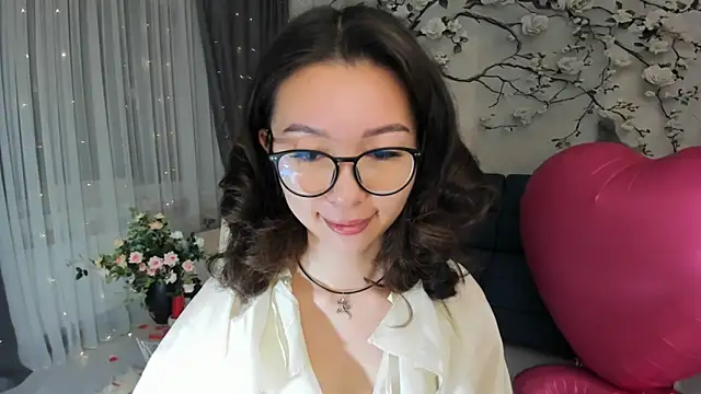 AgnieszkaBanana online show from February 13, 2026, 4:12 am