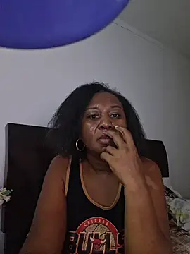 Lucylin12 online show from April 6, 2026, 2:51 am