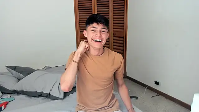 Snapshot of benavides_anthony chatting on November 22, 2025, 6:29 pm benavides anthony online show from November 22, 2025, 6:29 pm
