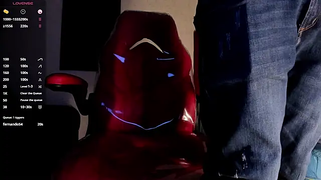 Lil Curved online show from October 11, 2025, 11:44 am