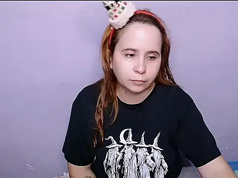 SubLayla01 online show from June 29, 2026, 6:29 pm