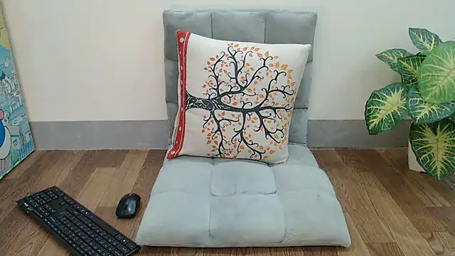 Linn 97 online show from November 10, 2025, 7:41 pm