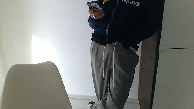 stepmarto3 online show from April 10, 2026, 3:08 pm