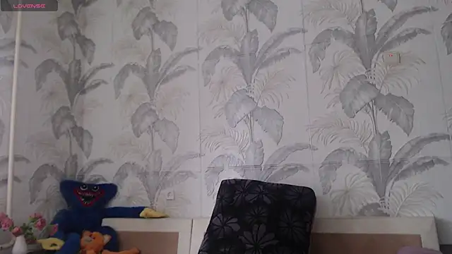 CamDiva113 online show from July 27, 2026, 12:34 pm