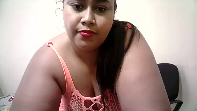 Snapshot of abril_sexy04 chatting on October 18, 2025, 2:08 pm abril sexy04 online show from October 18, 2025, 2:08 pm