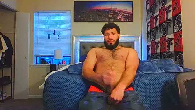 Snapshot of yovngBabyG4 chatting on January 11, 2025, 10:40 pm yovngBabyG4 online show from January 11, 2025, 10:40 pm