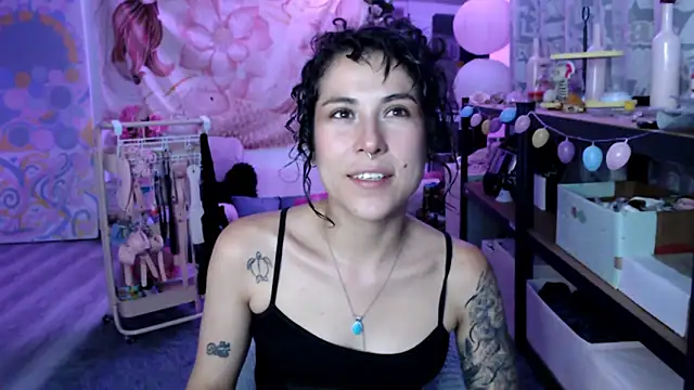 Hellen dumont online show from April 16, 2026, 2:23 am