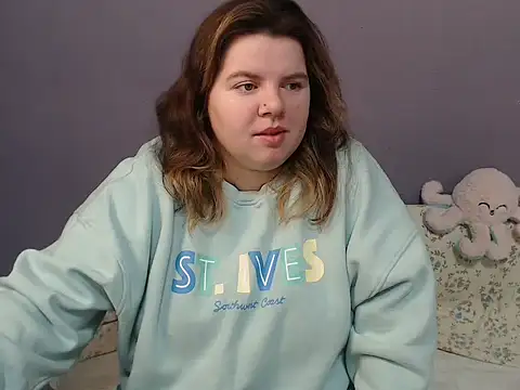 so shy online show from November 27, 2025, 7:53 am