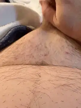 Snapshot of henes188 chatting on January 5, 2025, 8:54 am henes188 online show from January 5, 2025, 8:54 am