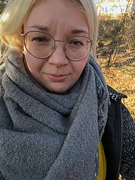 Lischen971 online show from January 27, 2025, 2:35 pm