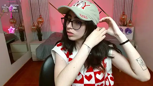 Snapshot of LenaRoses chatting on February 25, 2026, 8:30 pm LenaRoses online show from February 25, 2026, 8:30 pm