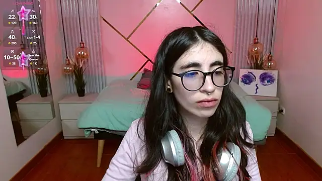 Snapshot of LenaRoses chatting on February 23, 2026, 8:53 pm LenaRoses online show from February 23, 2026, 8:53 pm