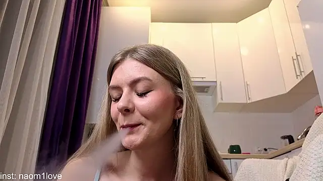 Naomi Girly online show from March 9, 2026, 3:59 pm