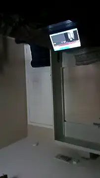 Snapshot of lRainbowBoy chatting on April 6, 2026, 11:50 pm lRainbowBoy online show from April 6, 2026, 11:50 pm