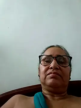 Snapshot of _candi chatting on March 21, 2026, 11:36 am candi online show from March 21, 2026, 11:36 am