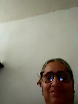 Snapshot of _candi chatting on March 9, 2026, 11:36 am candi online show from March 9, 2026, 11:36 am