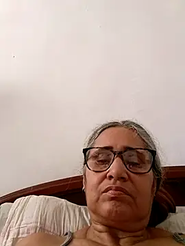 Snapshot of _candi chatting on March 25, 2026, 2:05 pm candi online show from March 25, 2026, 2:05 pm