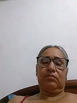  candi online show from May 31, 2026, 2:50 am