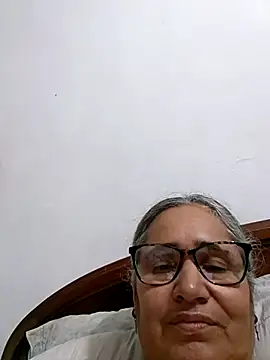 Snapshot of _candi chatting on April 12, 2026, 5:54 am candi online show from April 12, 2026, 5:54 am