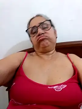 Snapshot of _candi chatting on April 13, 2026, 2:21 pm candi online show from April 13, 2026, 2:21 pm