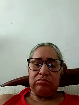 Snapshot of _candi chatting on April 6, 2026, 1:23 pm candi online show from April 6, 2026, 1:23 pm