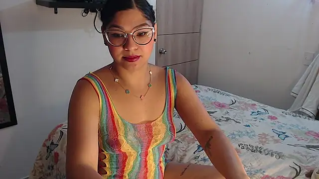 Snapshot of Prins_jazmin chatting on October 15, 2025, 3:27 am Prins jazmin online show from October 15, 2025, 3:27 am