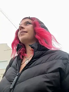 RiriRoseey online show from November 12, 2025, 8:40 am