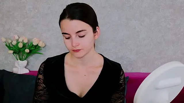 Snapshot of Miss_Arwen chatting on September 29, 2025, 3:46 am Miss Arwen online show from September 29, 2025, 3:46 am