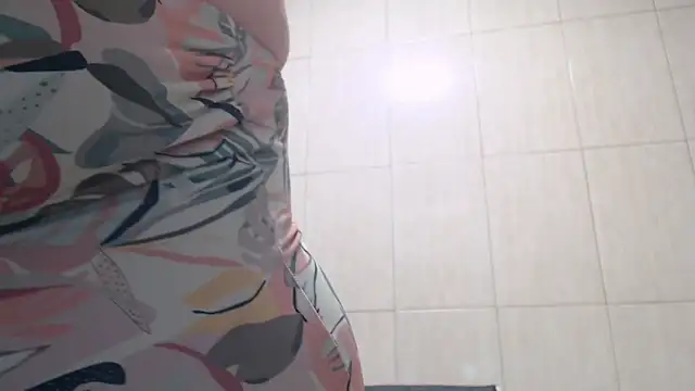 Snapshot of newamyy chatting on February 28, 2026, 6:29 pm newamyy online show from February 28, 2026, 6:29 pm