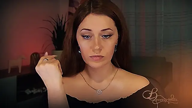 Snapshot of MissBeverlyMills chatting on March 7, 2026, 6:02 pm MissBeverlyMills online show from March 7, 2026, 6:02 pm