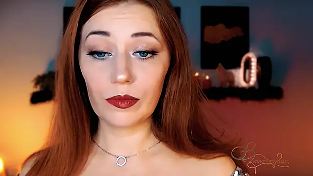 MissBeverlyMills online show from November 15, 2025, 2:59 am