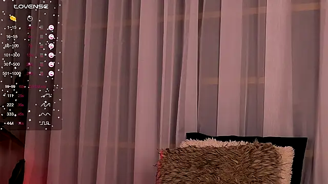 CynthiaWest online show from November 25, 2025, 4:13 am