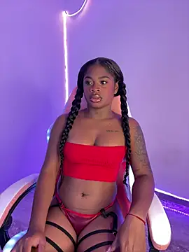 Snapshot of Tamara_Lubezkii chatting on March 11, 2025, 4:19 am Tamara Lubezkii online show from March 11, 2025, 4:19 am