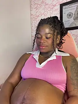 Snapshot of Tamara_Lubezkii chatting on September 18, 2025, 9:51 pm Tamara Lubezkii online show from September 18, 2025, 9:51 pm