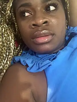 Snapshot of Tamara_Lubezkii chatting on January 31, 2025, 2:48 am Tamara Lubezkii online show from January 31, 2025, 2:48 am