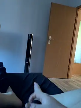 Henryb61 online show from April 26, 2026, 2:25 pm