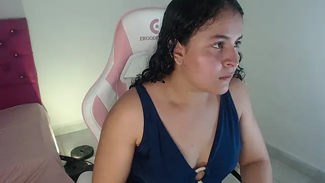 diana fitass online show from April 5, 2026, 1:34 am