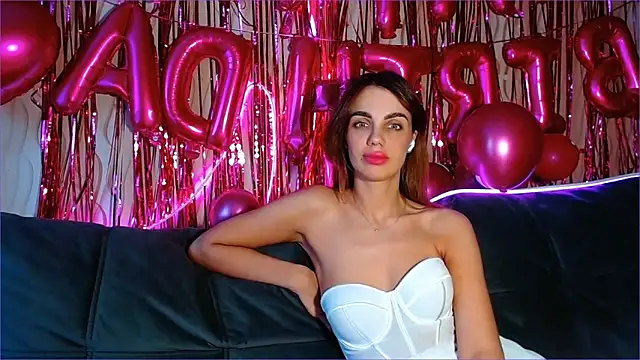 Snapshot of Find_My_Grace chatting on February 19, 2026, 3:25 am Find My Grace online show from February 19, 2026, 3:25 am