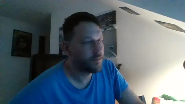 BennyLommy online show from February 12, 2025, 4:33 pm