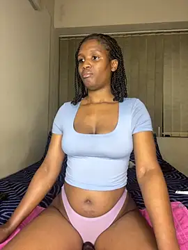 Snapshot of Kinkyy_ chatting on October 12, 2025, 8:32 pm Kinkyy  online show from October 12, 2025, 8:32 pm