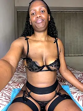 Snapshot of Kinkyy_ chatting on September 10, 2025, 10:20 pm Kinkyy  online show from September 10, 2025, 10:20 pm