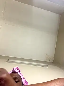 Snapshot of Kinkyy_ chatting on October 11, 2025, 2:18 pm Kinkyy  online show from October 11, 2025, 2:18 pm