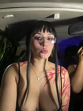 Electra doll  online show from February 12, 2026, 2:44 am