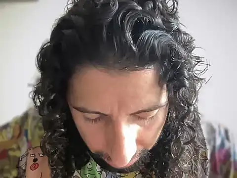 littlelatinhunter online show from March 13, 2026, 7:30 pm