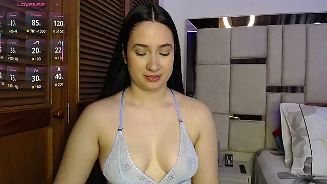 Snapshot of sofiaduque_26 chatting on June 30, 2026, 8:20 pm sofiaduque 26 online show from June 30, 2026, 8:20 pm