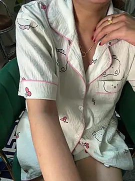 Snapshot of Jen_jennyy1 chatting on June 2, 2026, 4:40 pm Jen jennyy1 online show from June 2, 2026, 4:40 pm