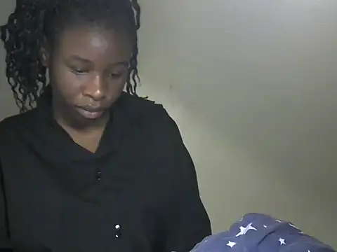 Novah  online show from October 30, 2025, 3:05 am